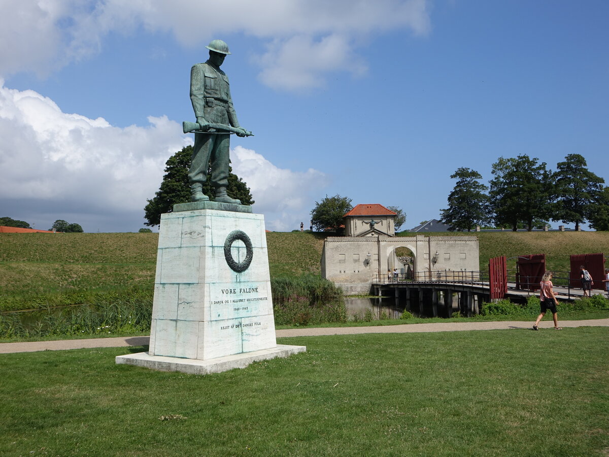 Kopenhagen, Weltkriegsdenkmal am Churchillparken (23.07.2021)