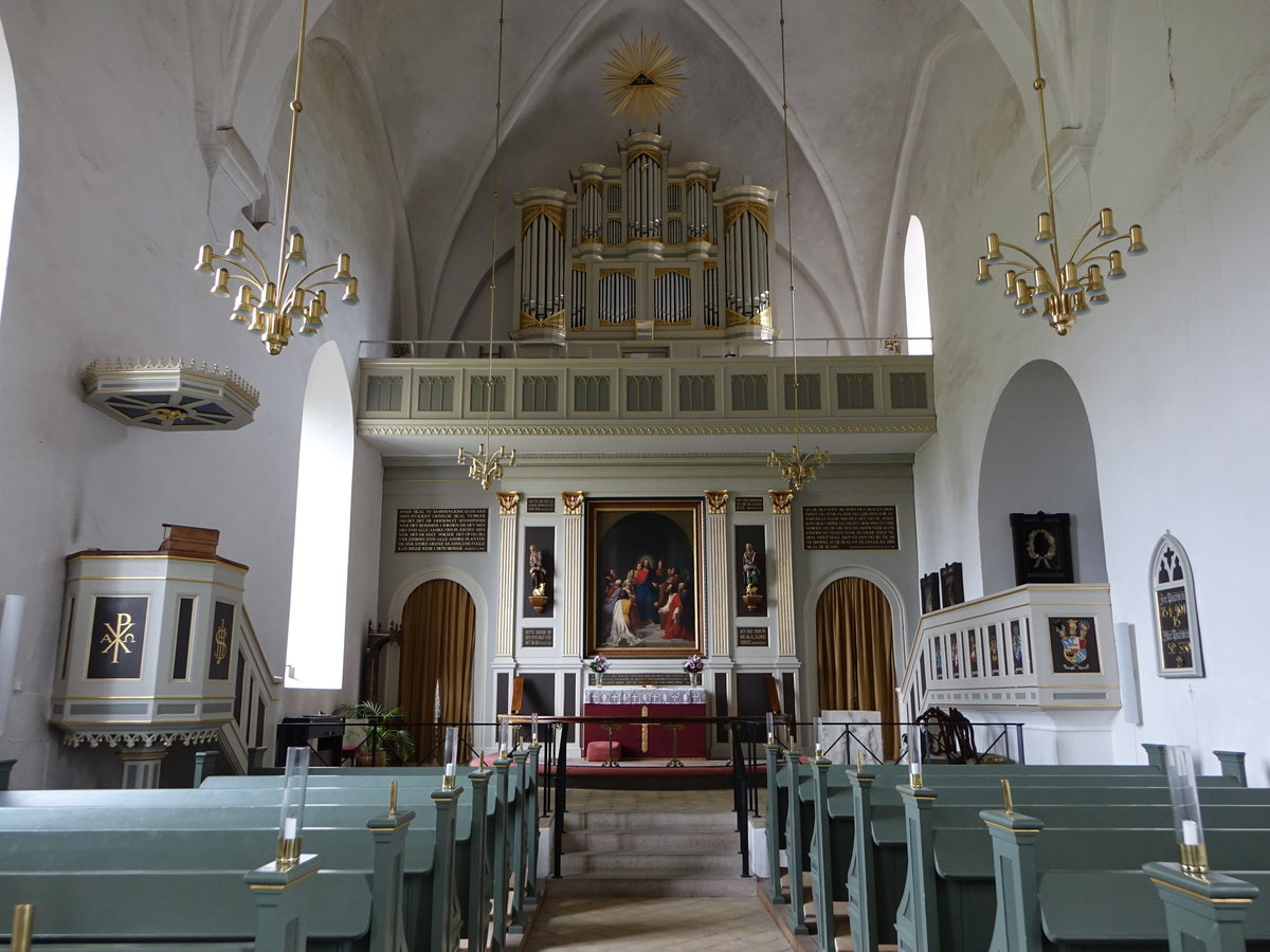 Korinth, Innenraum mit Kanzel und Orgel in der Ev. Kirche (22.07.2019)