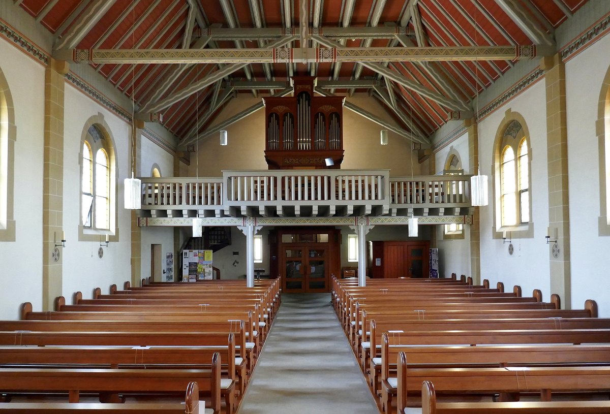 Kork, Blick zur Orgelempore in der Herz-Jesu-Kirche, Aug.2020