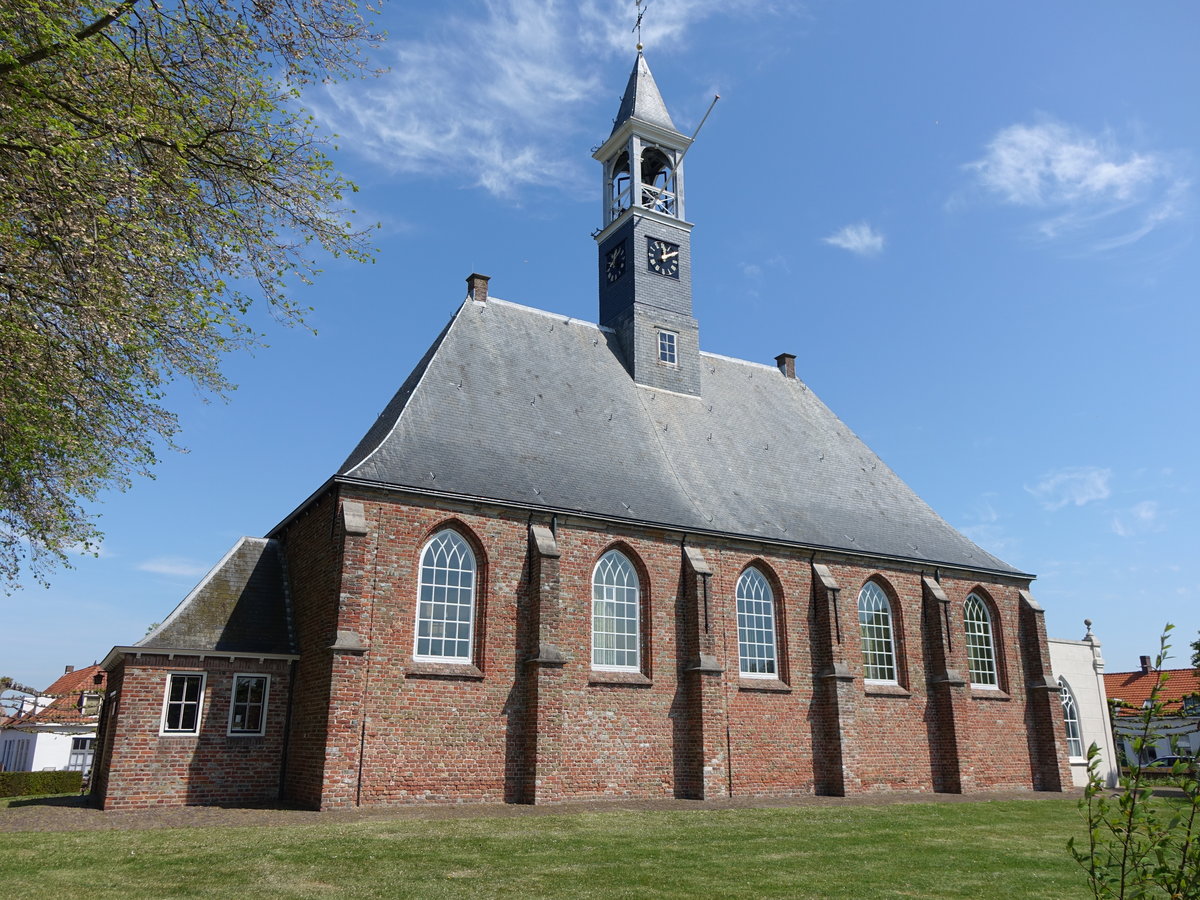 Koudekerke, Ref. St. Michael Kirche, erbaut im 14. Jahrhundert (13.05.2016)