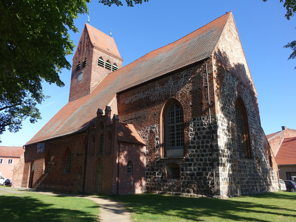 Kremmen, evangelische St. Nikolai Kirche, erbaut um 1200 (29.05.2026)