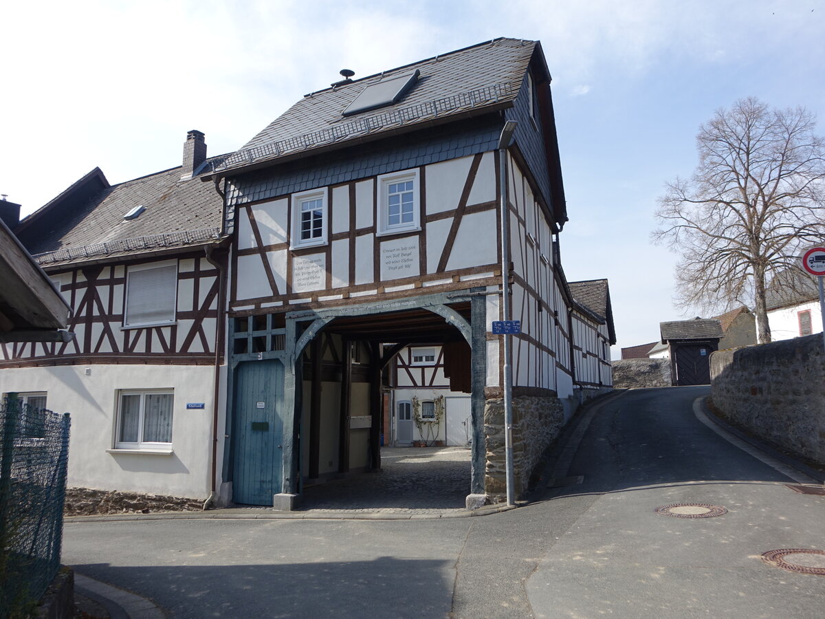 Krffelbach, Fachwerkhaus von 1666 in der Kirchstrae (12.03.2022)