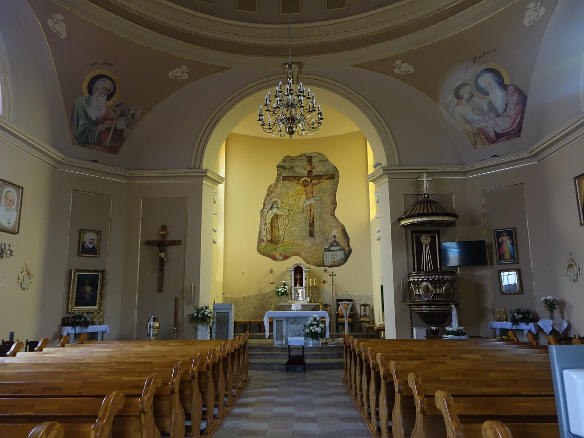 Kruszwica / Kruschwitz, Innenraum der St. Theresa Kirche, erbaut 1922 (12.06.2021)