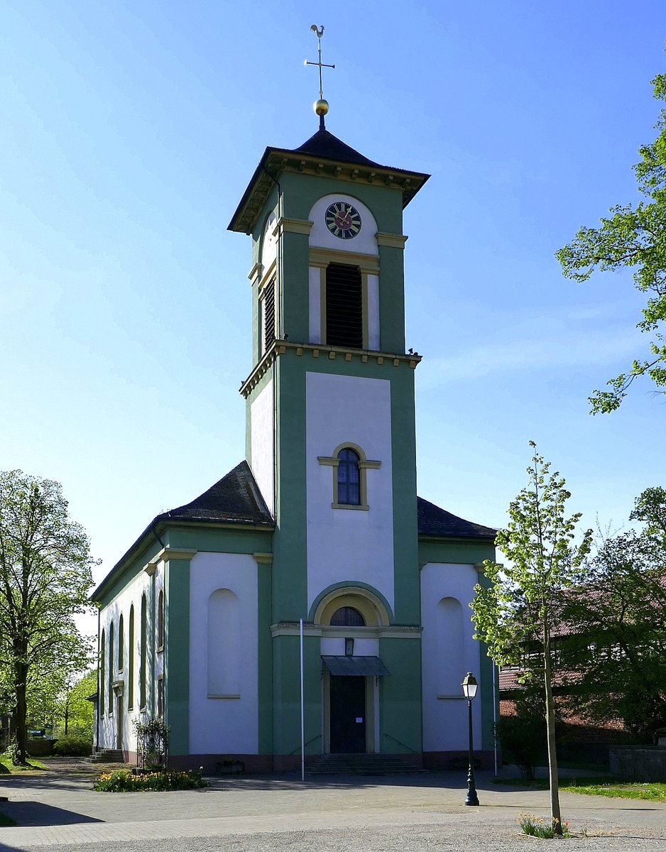 Krzell, die katholische Kirche St.Laurentius, 1829-30 als Simultankirche erbaut fr beide Konfessionen und so bis 1962 genutzt, April 2020