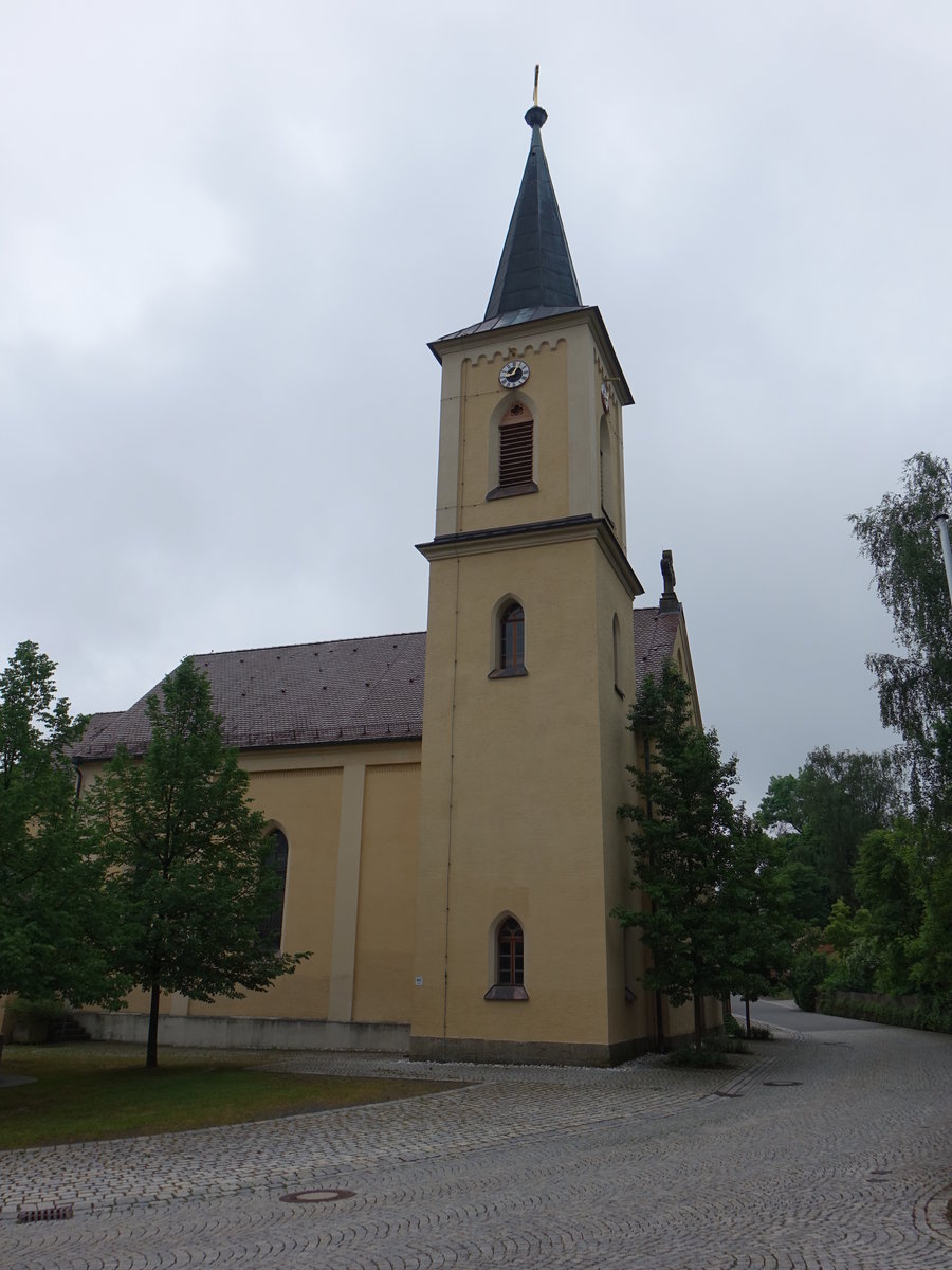 Kulz, neugotische Expositurkirche St. Josef, erbaut von 1870 bis 1876 (04.06.2017)