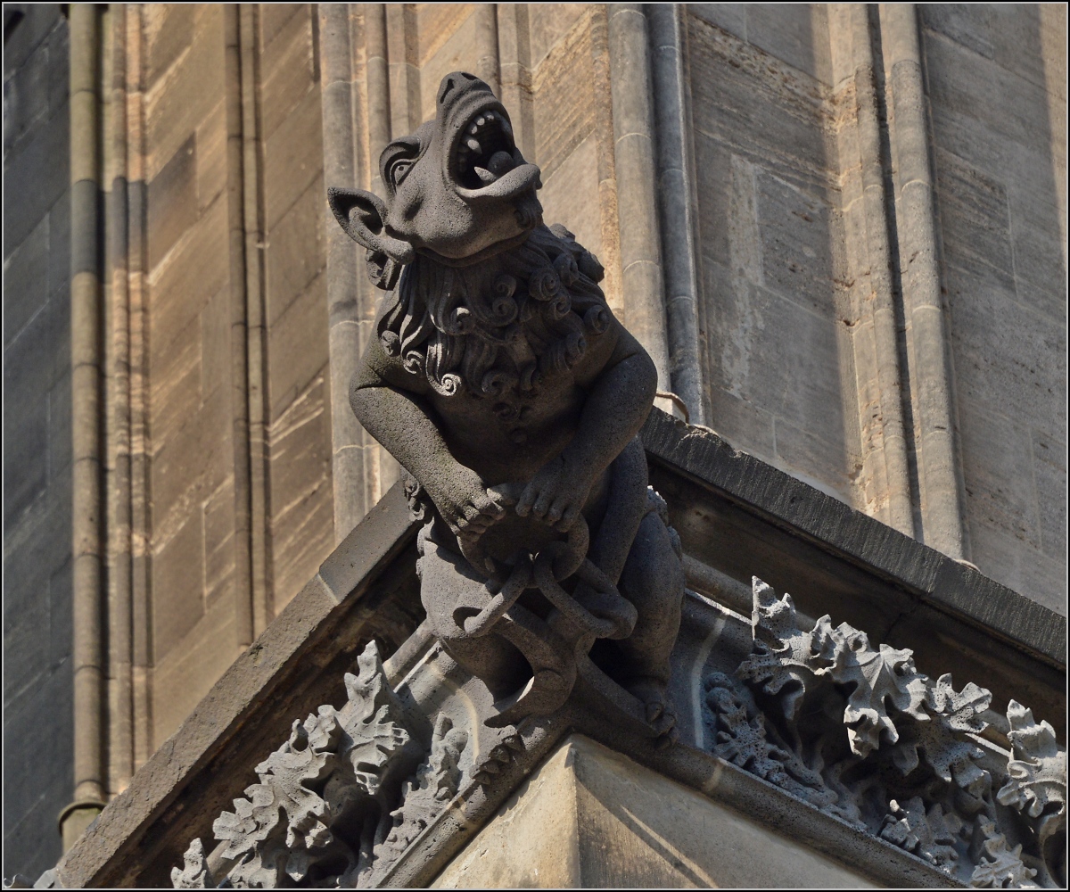 Kunst am Klner Dom - Wasserspeier. Frhjahr 2014.