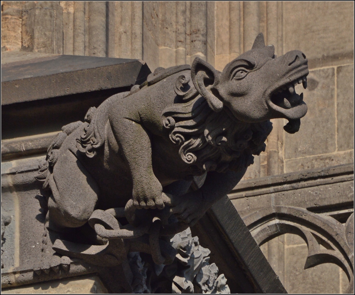 Kunst am Klner Dom - Wasserspeier. Frhjahr 2014.