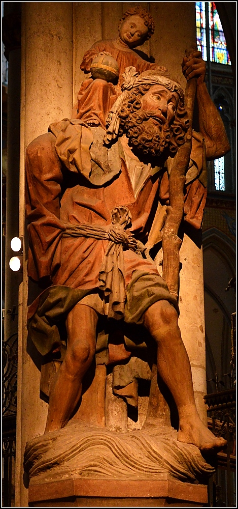 Kunst im Klner Dom - Heiligenfiguren. Frhjahr 2014.