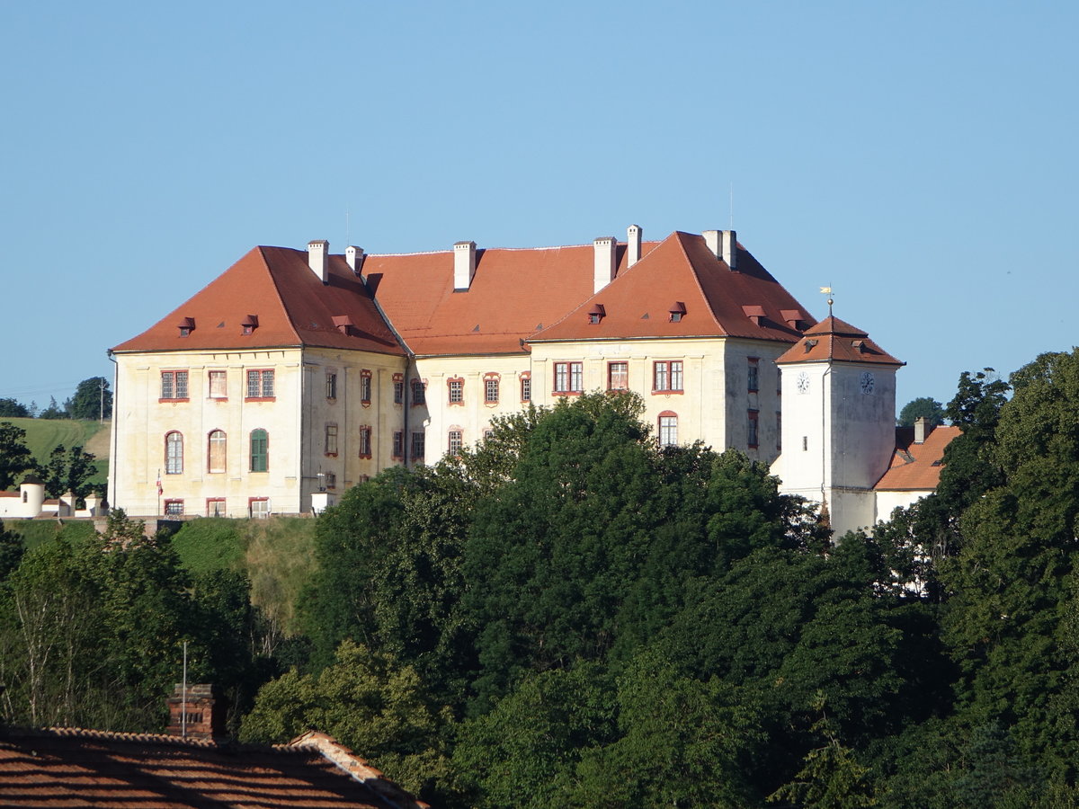 Kunstat / Kunstadt, Renaissance Schloss, erbaut Mitte des 16. Jahrhundert (01.08.2020)