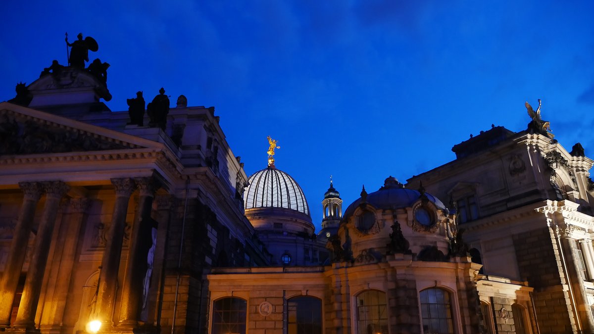 Kuppeln von Kunstakademie/Lipsiusbau ( Zitronenpresse ), Frauenkirche, Albertinum; Brhlsche Terrasse, Dresden, 30.07.2016
