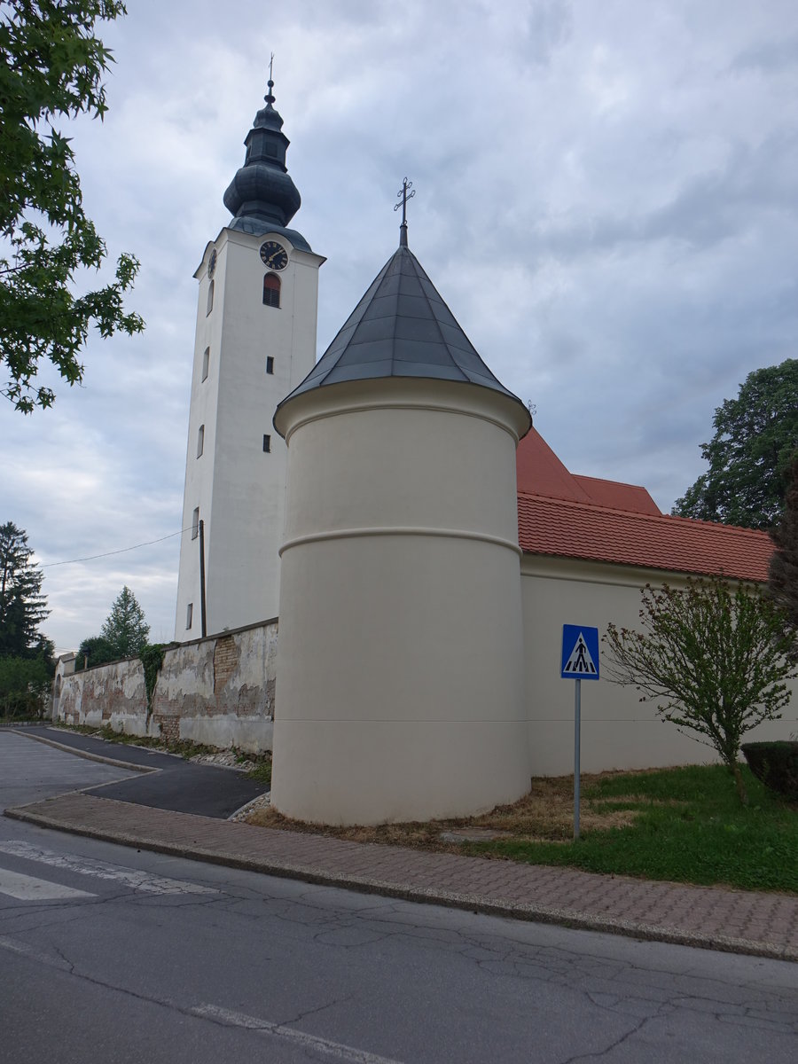 Kutina, Hl. Maria Schnee Kirche, Wehrkirche erbaut vom Grafen Karlo Erddy (01.05.2017)