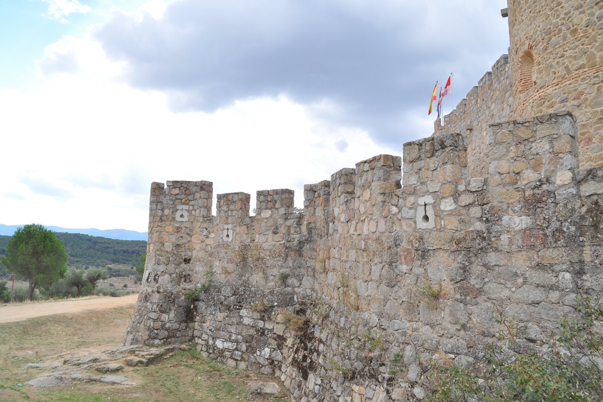 LA ADRADA (Provincia de vila), 30.09.2015, die Mauern der Burg