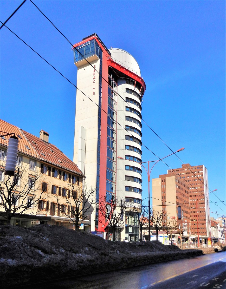 La Chaux-de-Fonds, der Espacit-Turm bietet eine Aussicht von fast 360. Baujahr 1992-1994. Der Zugang zur Turmspitze ist fr jedermann frei - 29.02.2012