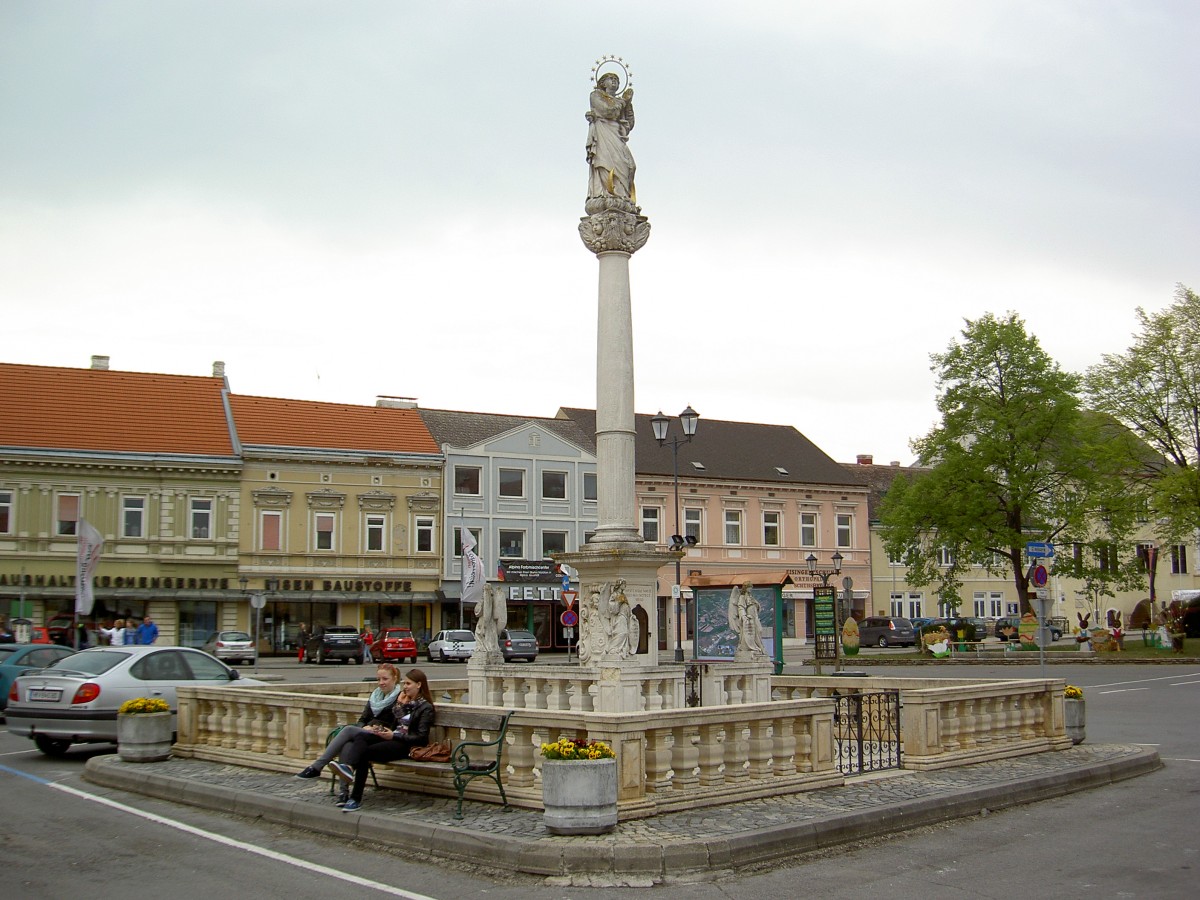 Laa an der Thaya, Mariensule am Hauptplatz (19.04.2014)