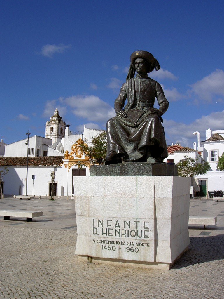 Lagos, Denkmal fr Infante d`Henrique am Praca Dom Infante Henrique (25.05.2014)