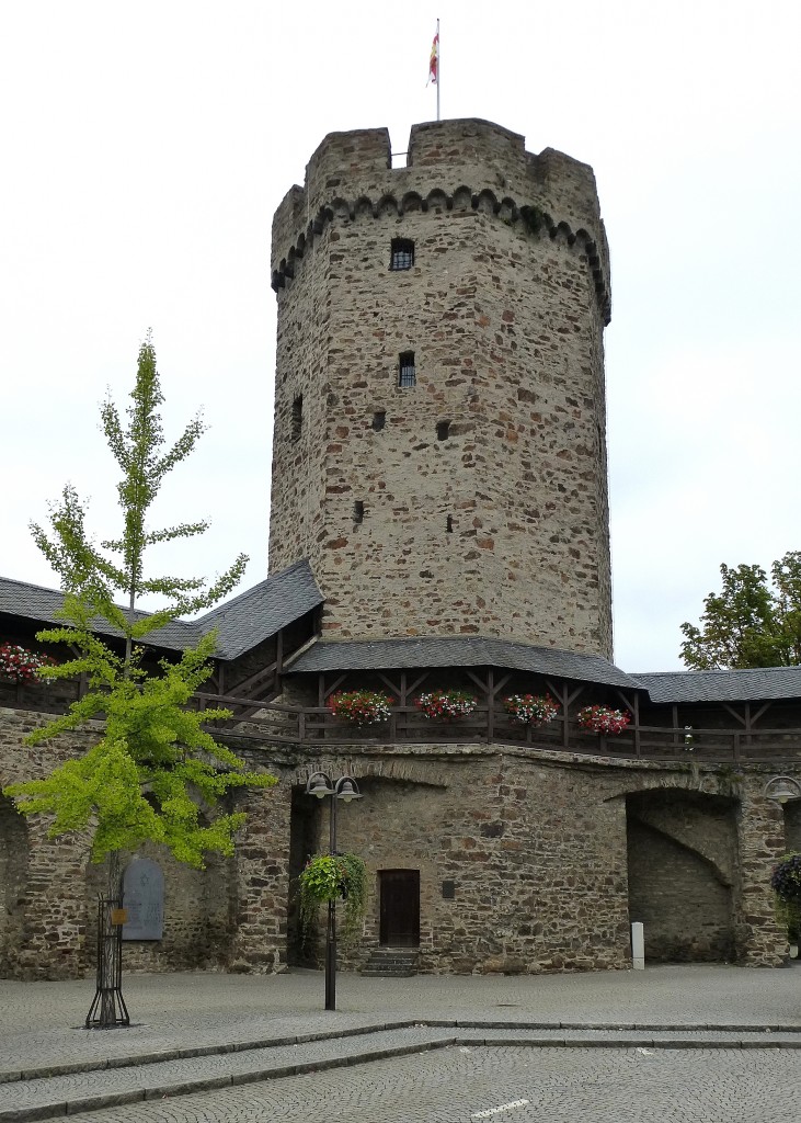 Lahnstein, der Hexenturm von 1324, Teil der ehemaligen Stadtbefestigung, Sept.2014