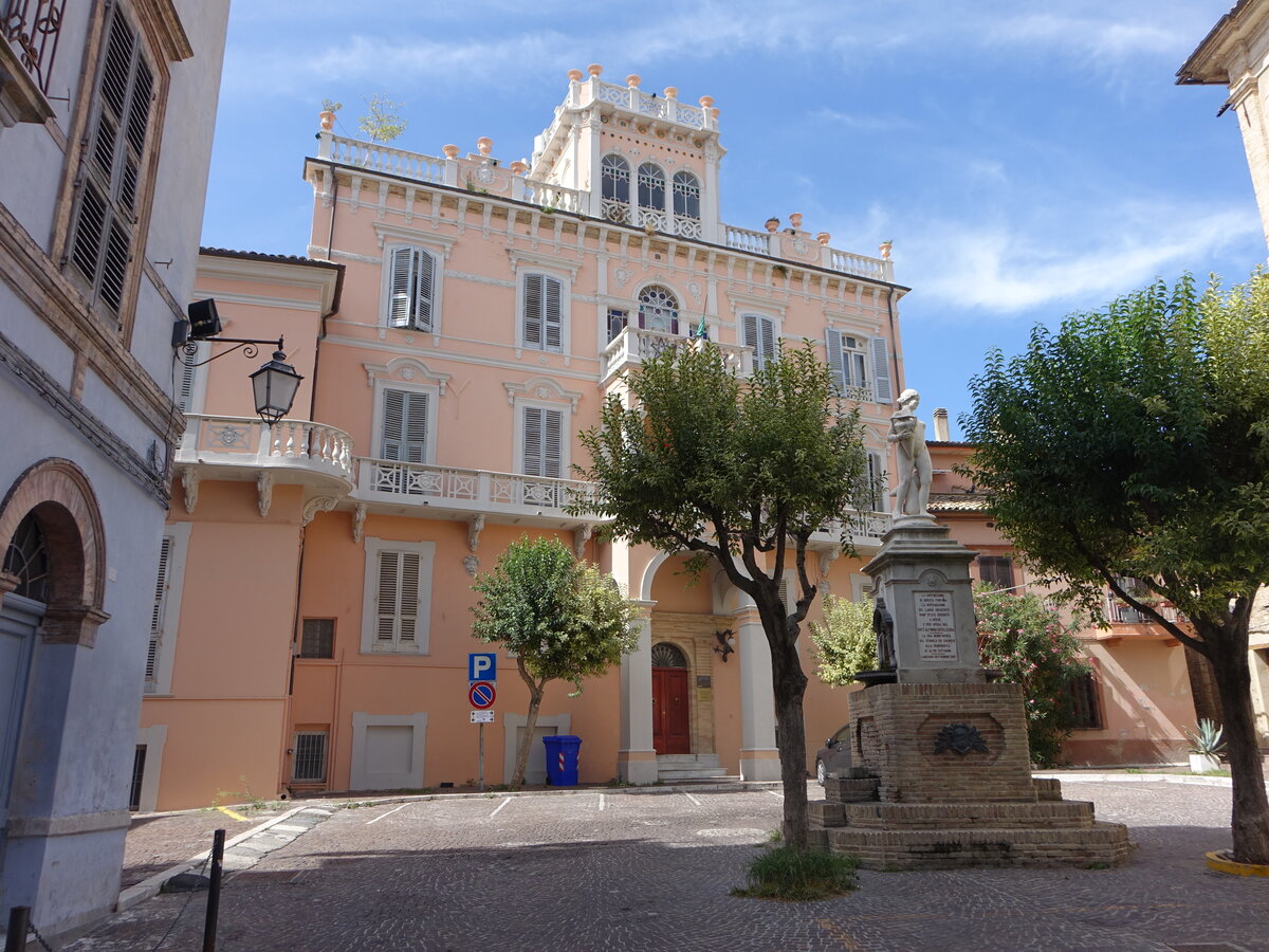 Lanciano, Palazzo del Capitano am Corso Roma (16.09.2022)