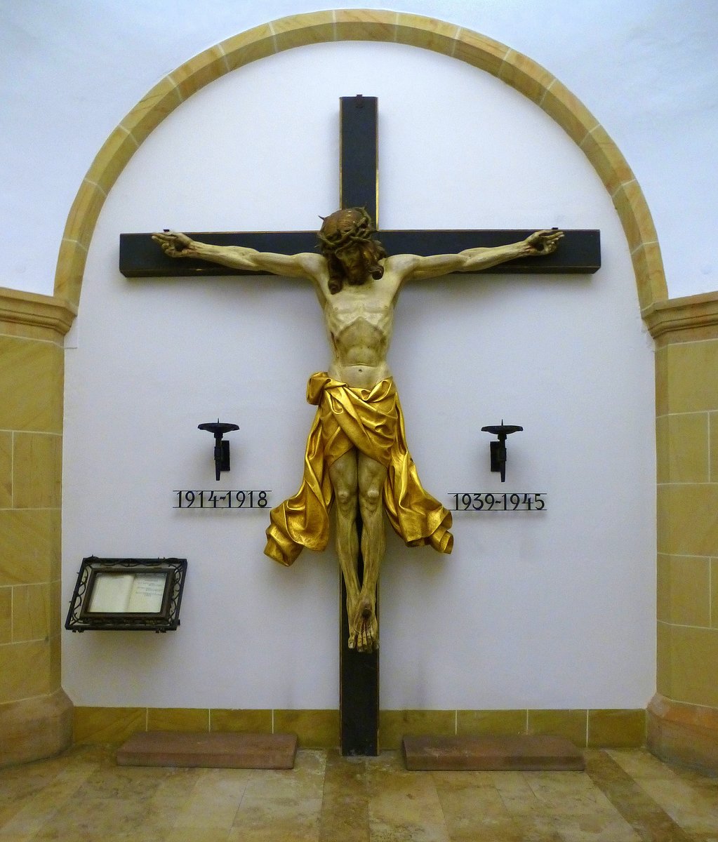 Landau, Denkmal fr die Gefallenen der beiden Weltkriege, im Vorraum der Marienkirche, Sept.2017