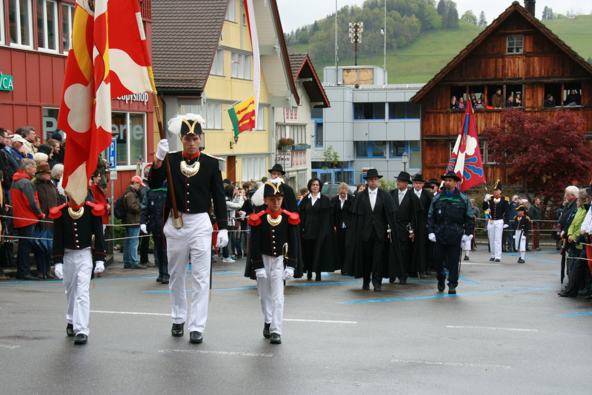 Landsgemeinde Appenzell. Nach gut zwei Stunden ist die Landsgemeinde beendet; 27.04.2014
