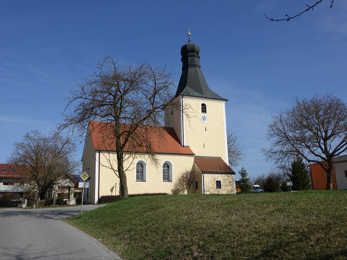 Langenthonhausen, Pfarrkirche St. Stephan, Chorturmkirche aus dem 14. Jahrhundert, barockisiert im 17. Jahrhundert (26.03.2017)