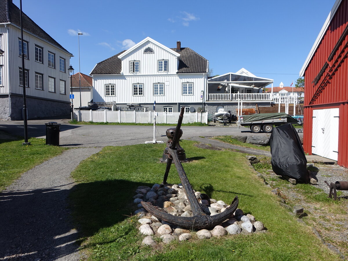 Langesund, historischer Anker im Kystmuseum (28.05.2023)