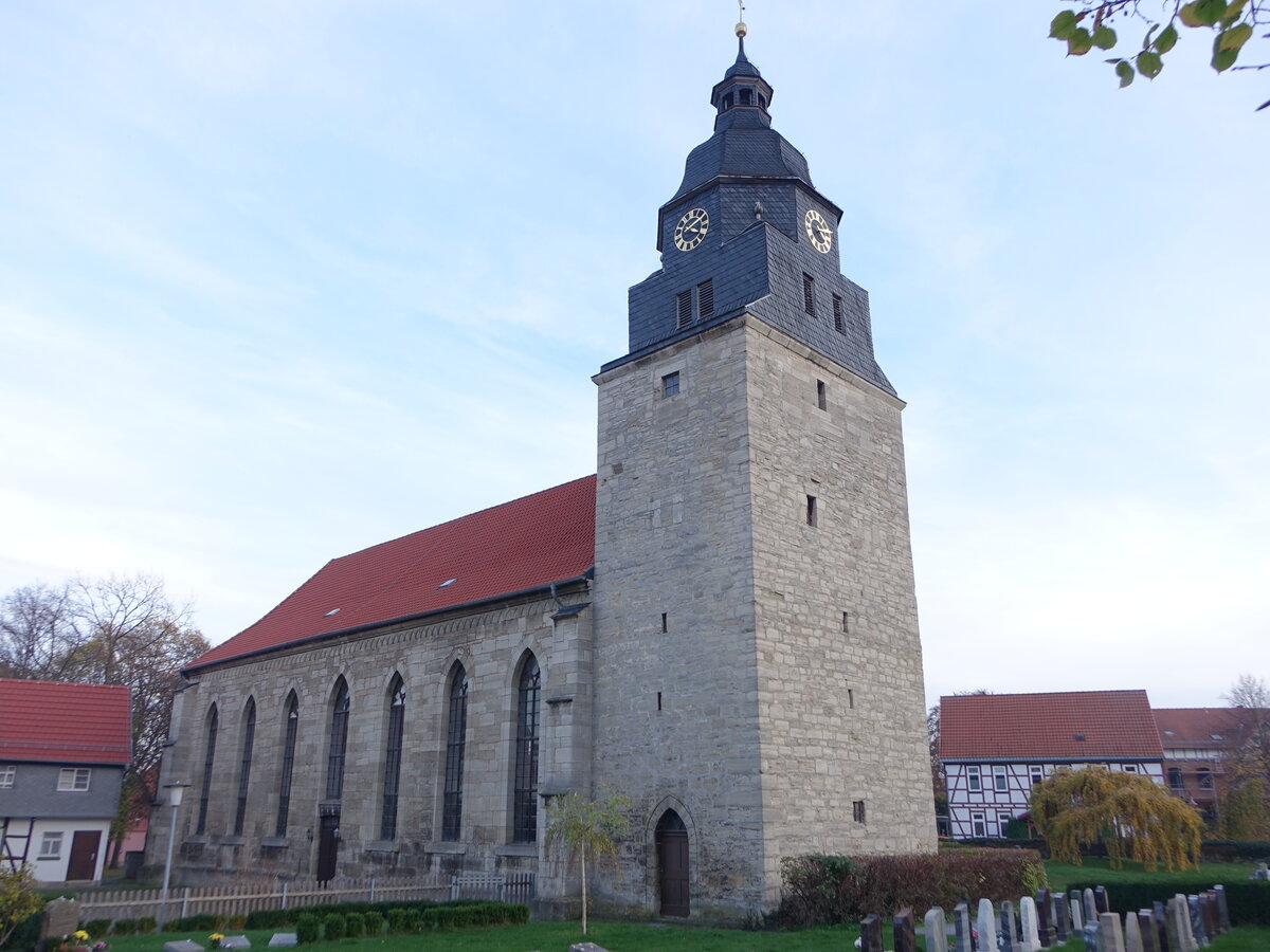 Langula, evangelische St. Georg Kirche, erbaut von 1842 bis 1845 (12.11.2022)