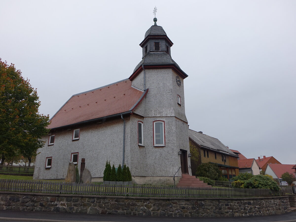 Lanzenhain, evangelische Kirche, erbaut 1630, verschindelter Fachwerkbau (30.10.2021)