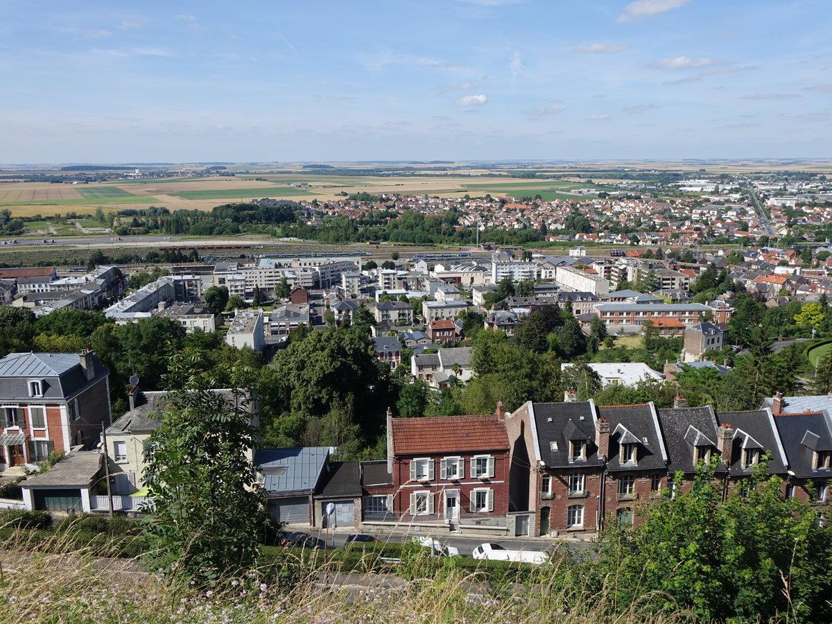 Laon, Aussicht auf die Unterstadt (09.07.2016)