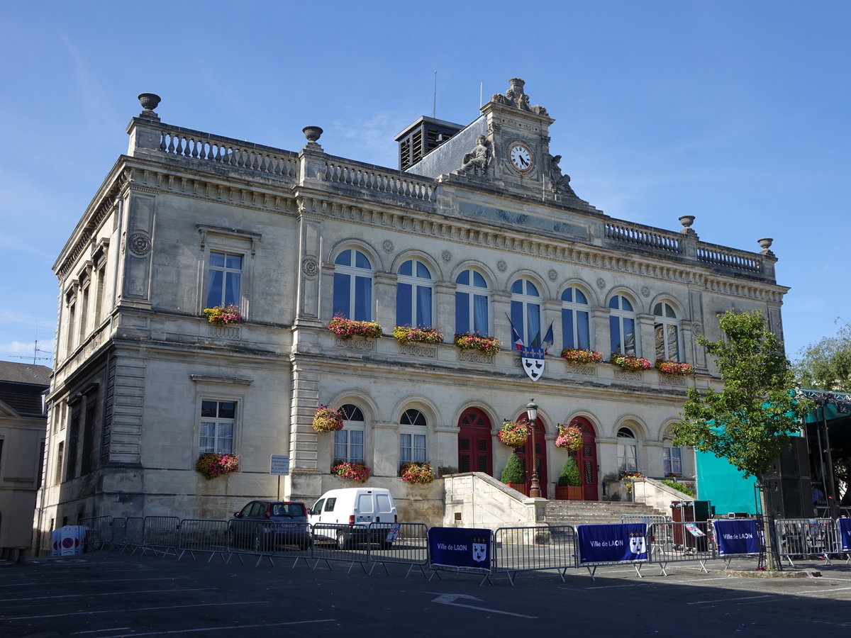 Laon, Hotel de Ville am Place General Leclerc (09.07.2016)