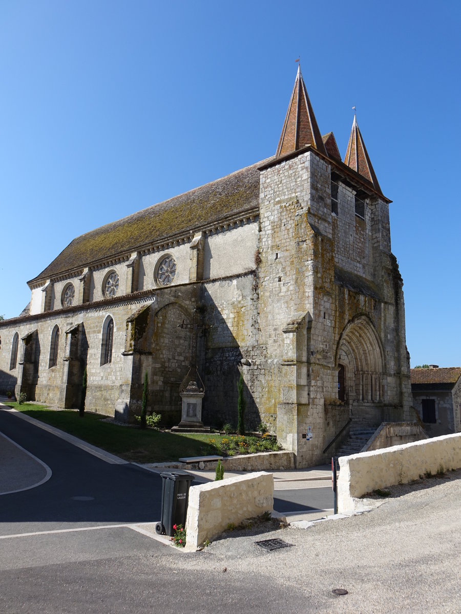 Lauzun, Pfarrkirche Saint-tienne, erbaut im 16. Jahrhundert (23.07.2018)