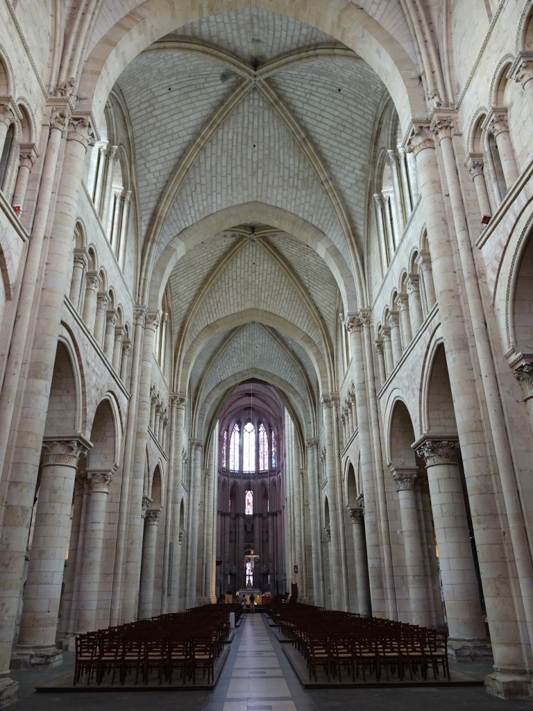 Le Mans, Chor und Mittelschiff der Kathedrale St. Julien (17.07.2015)