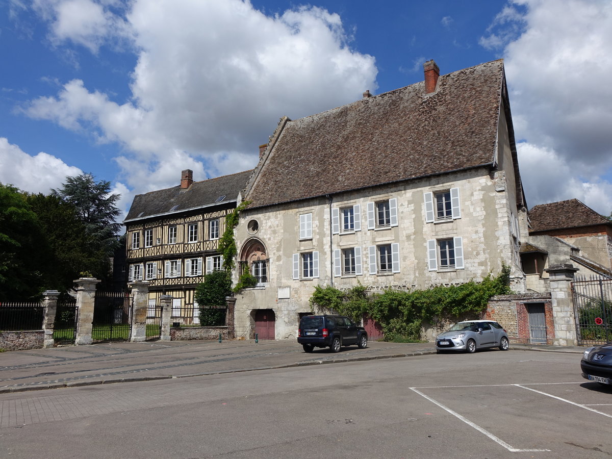 Le Neubourg, altes Schloss der Herzge der Normandie (15.07.2016)