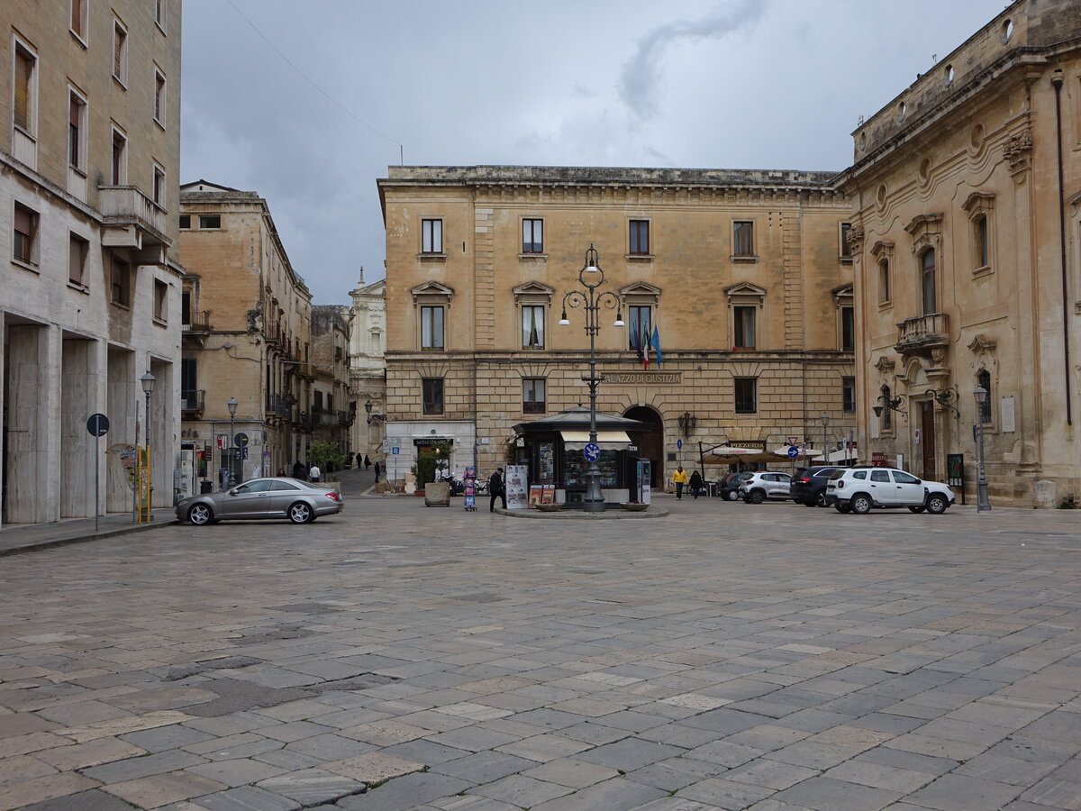 Lecce, Justizpalast an der Piazza Sant Oronzo (03.03.2023)