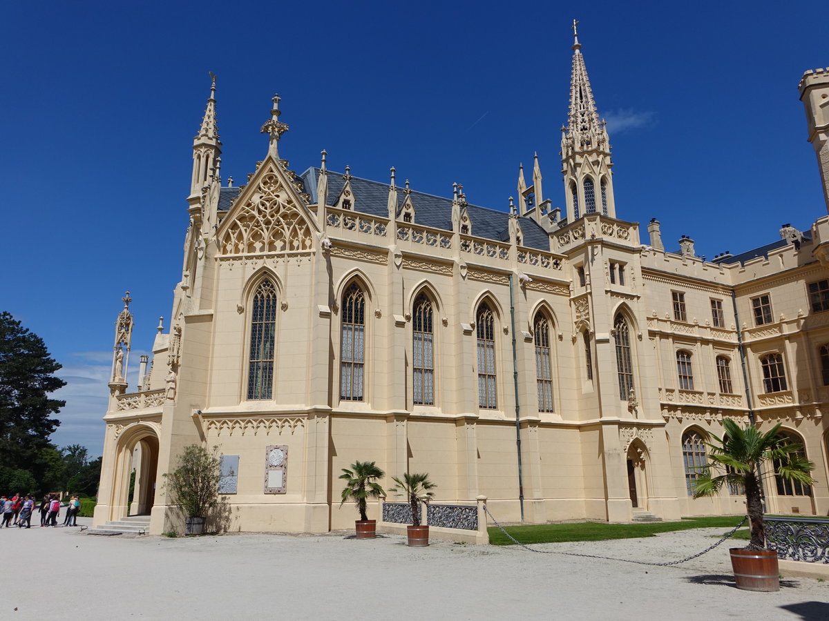 Lednice, neugotische Schlokirche St. Jakob, erbaut 1856 (31.05.2019) 