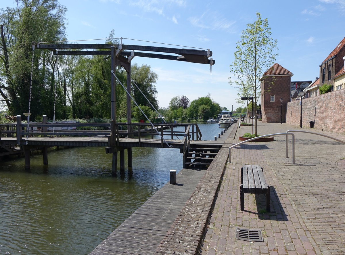 Leerdam, Brücke am Zuidwal (09.05.2016)