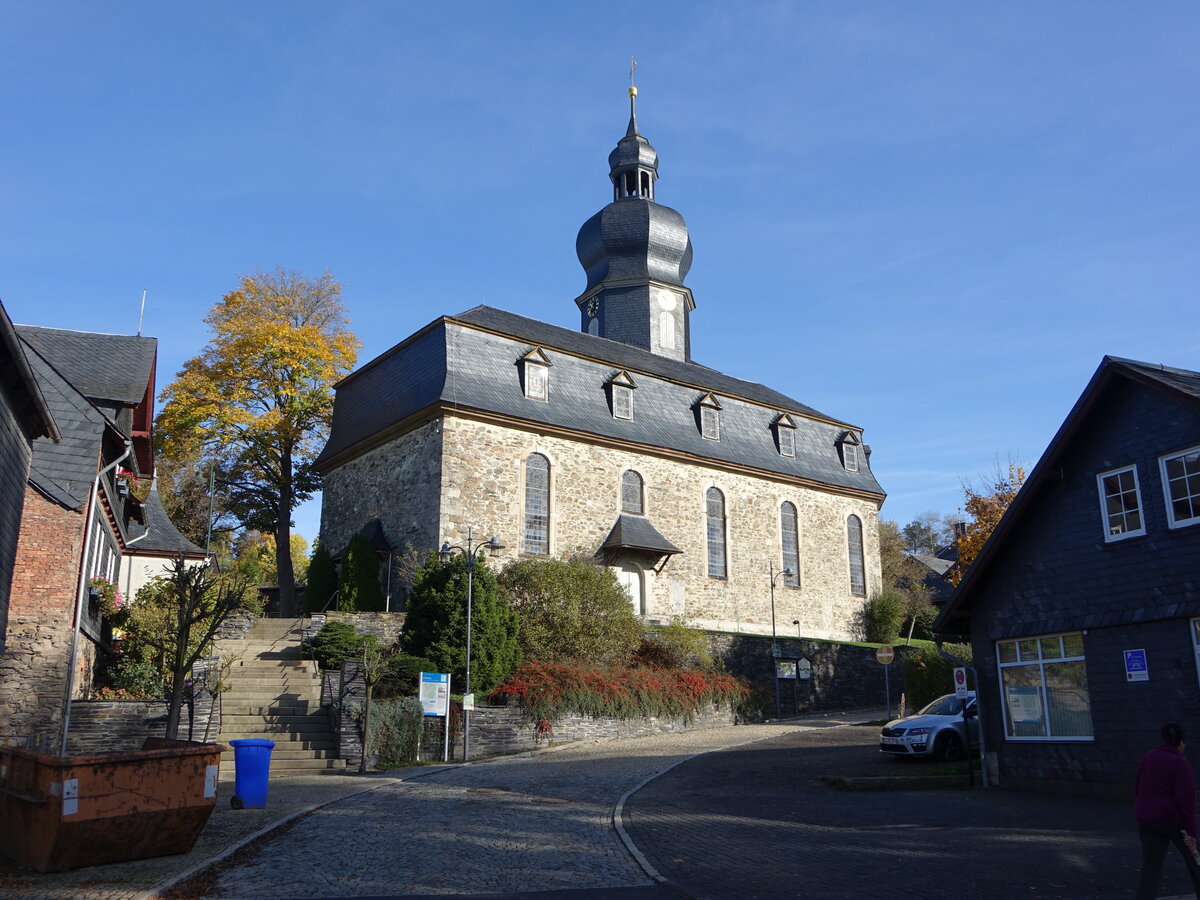 Lehesten, evangelische St. Agathen Kirche, erbaut von 1824 bis 1825 (17.10.2022)