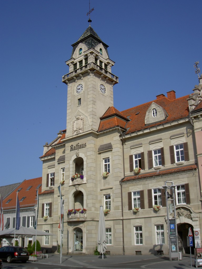 Leibnitz, Rathaus am Hauptplatz, erbaut im 19. Jahrhundert (21.08.2013)