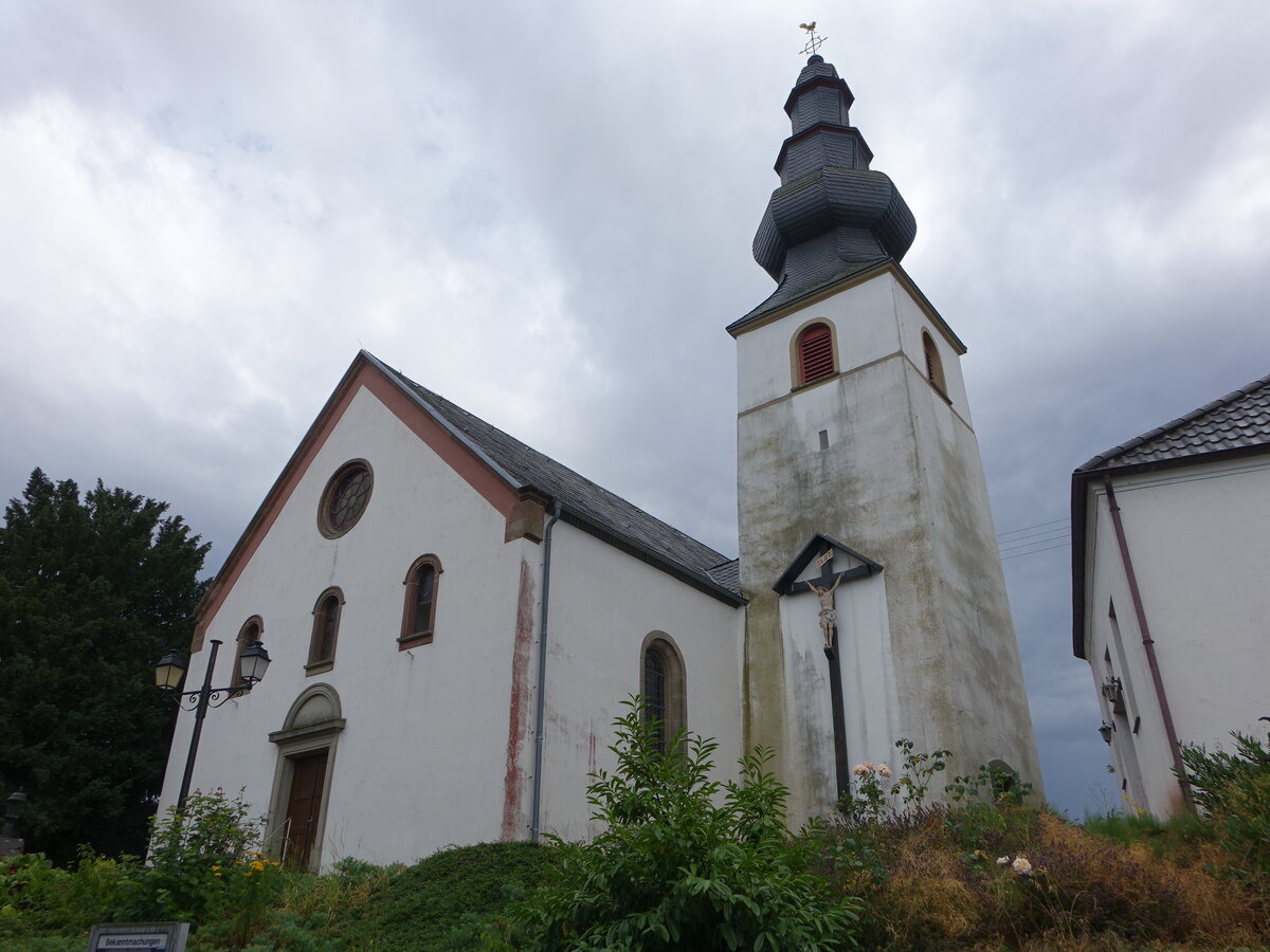 Leidingen, Pfarrkirche St. Remigius, erbaut 1742 (15.07.2023)