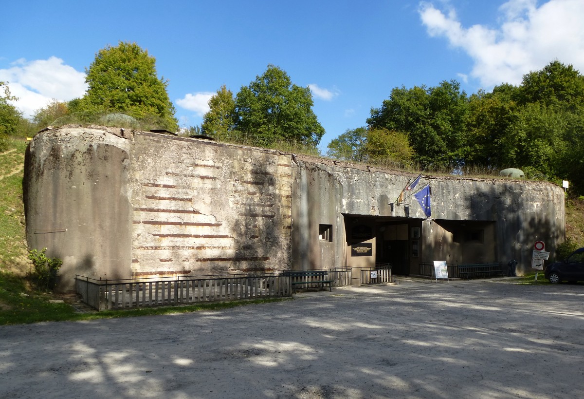 Lembach, das Artilleriewerk, auch Panzerwerk 615 genannt, der Maginot-Linie, erbaut 1930-35, heute Museum, Sept.2015