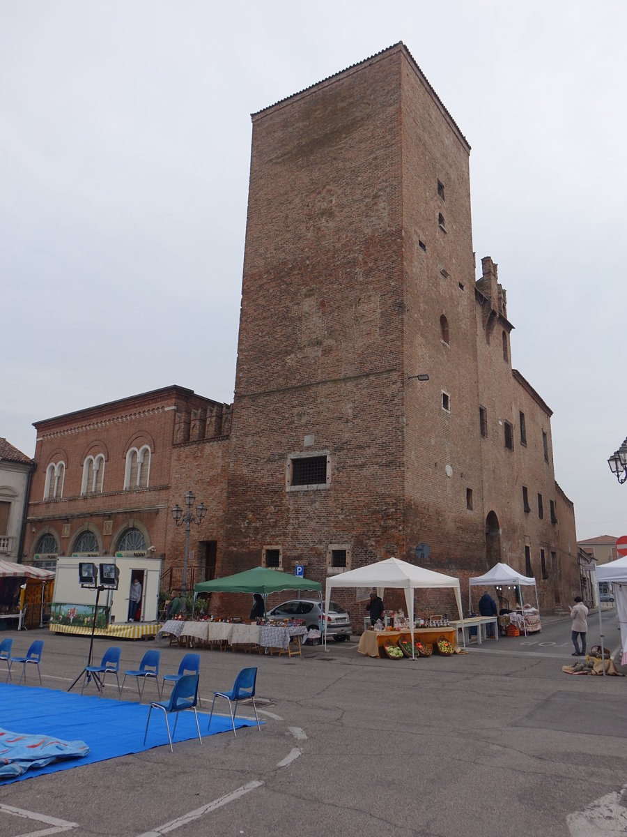 Lendinara, Palazzo Comunale an der Piazza Risorgimento (28.10.2017)