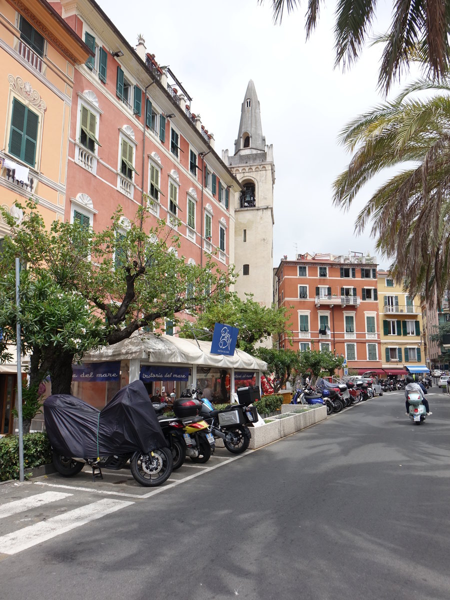 Lerici, Pfarrkirche San Francesco in der Via Oronte Petriccioli, erbaut im 12. Jahrhundert (15.06.2019)