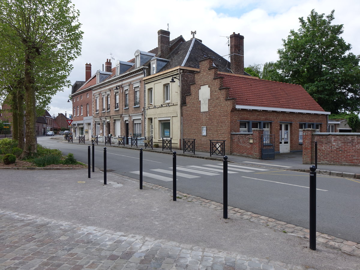 Lestrem, Huser in der Rue du Bourg (14.05.2016)
