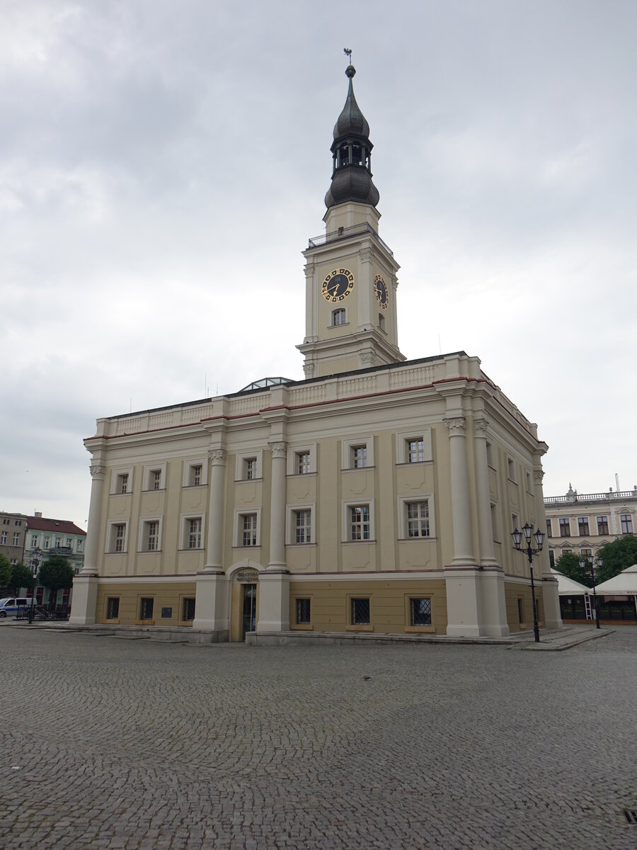 Leszno / Lissa, historisches Rathaus am Rynek, erbaut von 1707 bis 1709 durch P. Ferrari (12.06.2021)