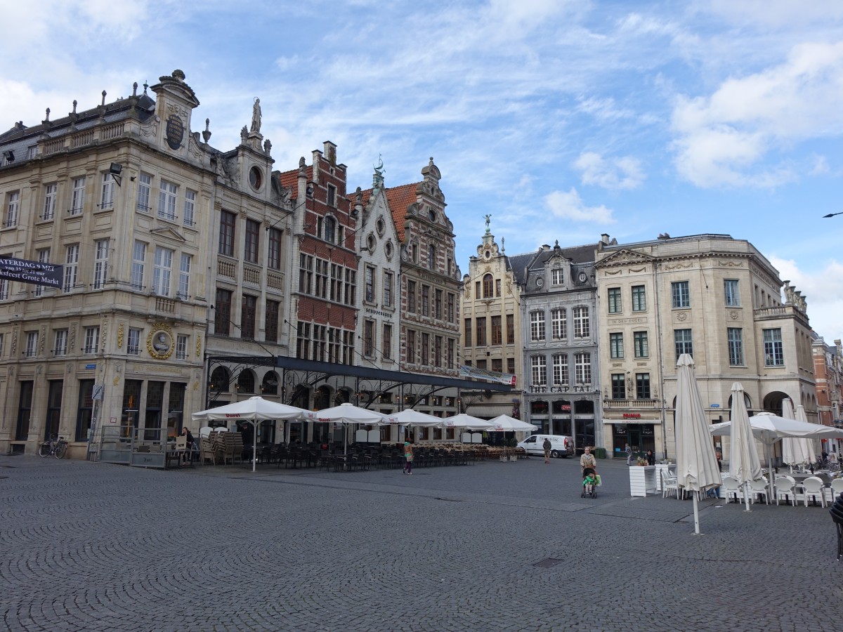 Leuven, Huser am Grote Markt (27.04.2015)