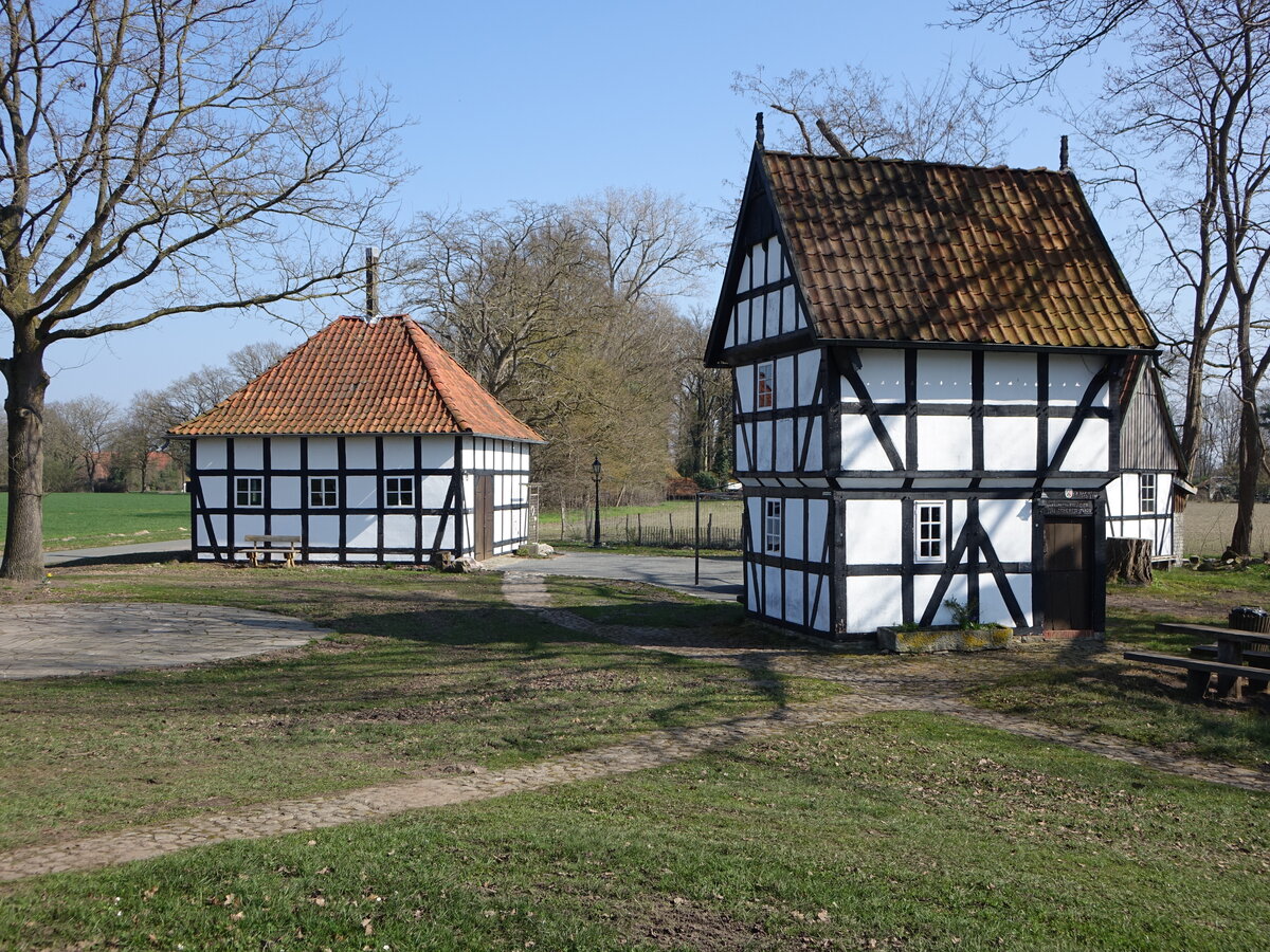 Levern, historische Speicher an der Windm�hle (22.03.2026)