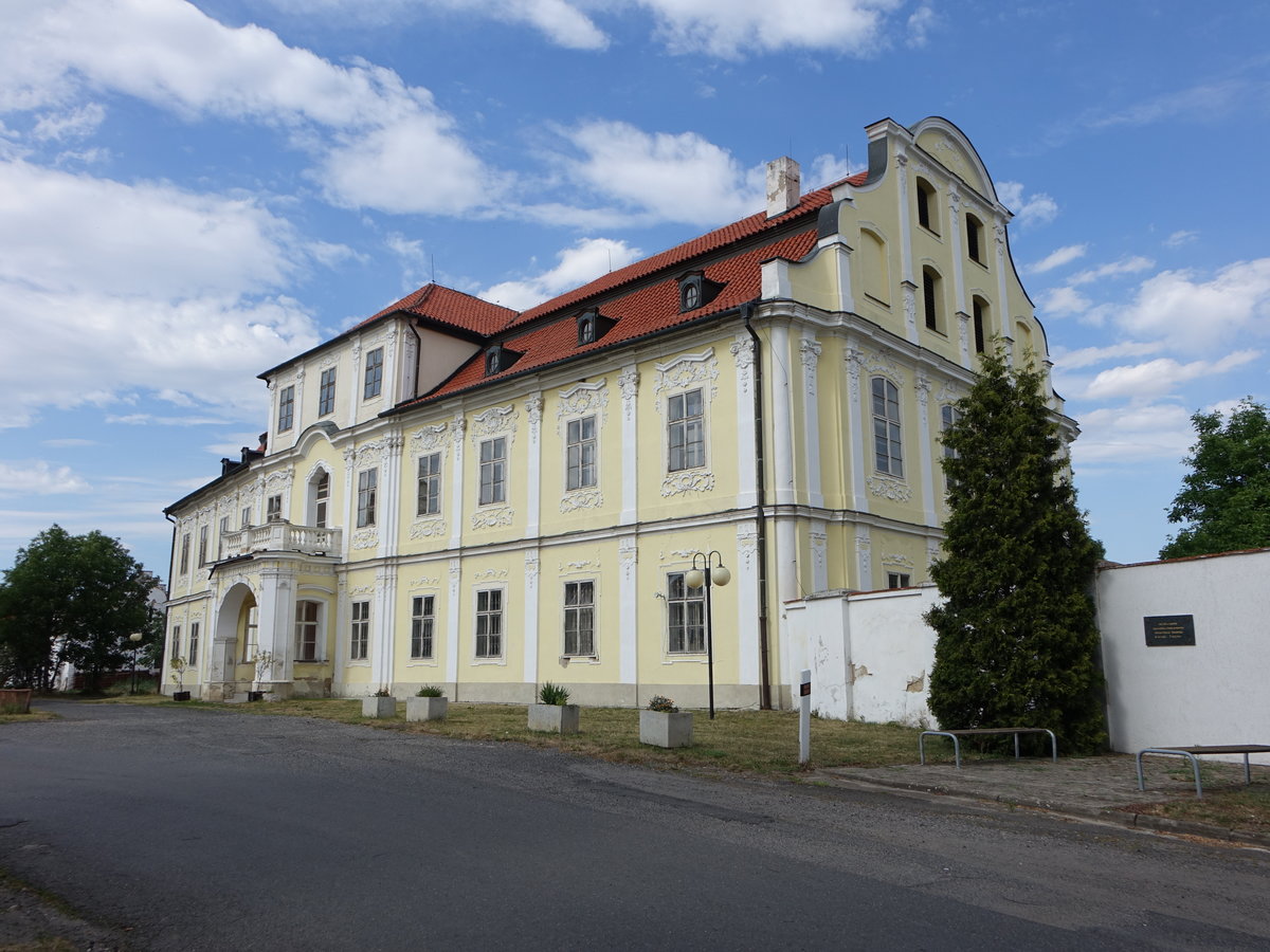 Libocany, Barockschloss Libotschan, erbaut bis 1770 (06.07.2019)