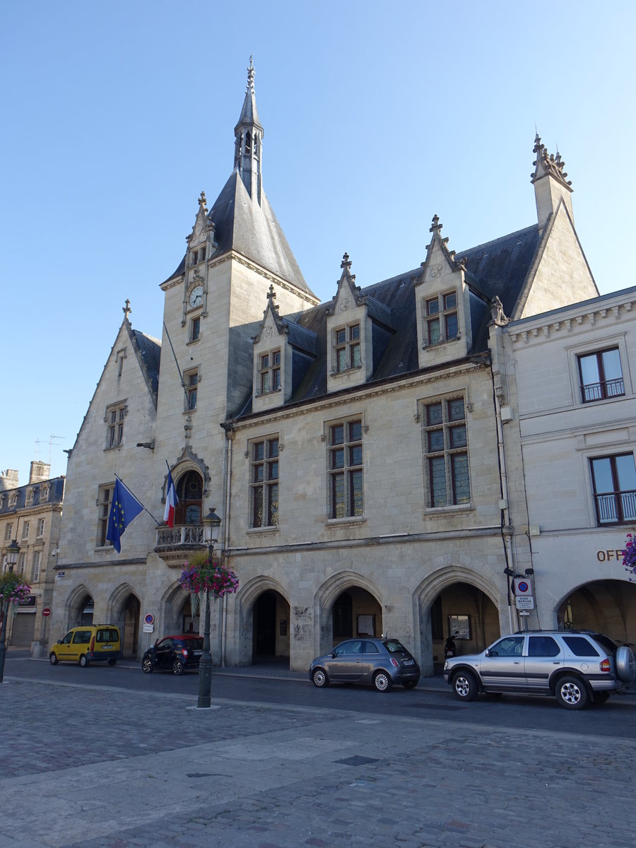 Libourne, altes Rathaus am Place Abel Surchamp (24.07.2018)