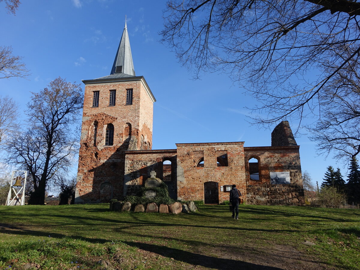 Lichtenberg, Kirchenruine, erbaut von 1697 bis 1699, besch�digt im zweiten Weltkrieg (05.04.2026)