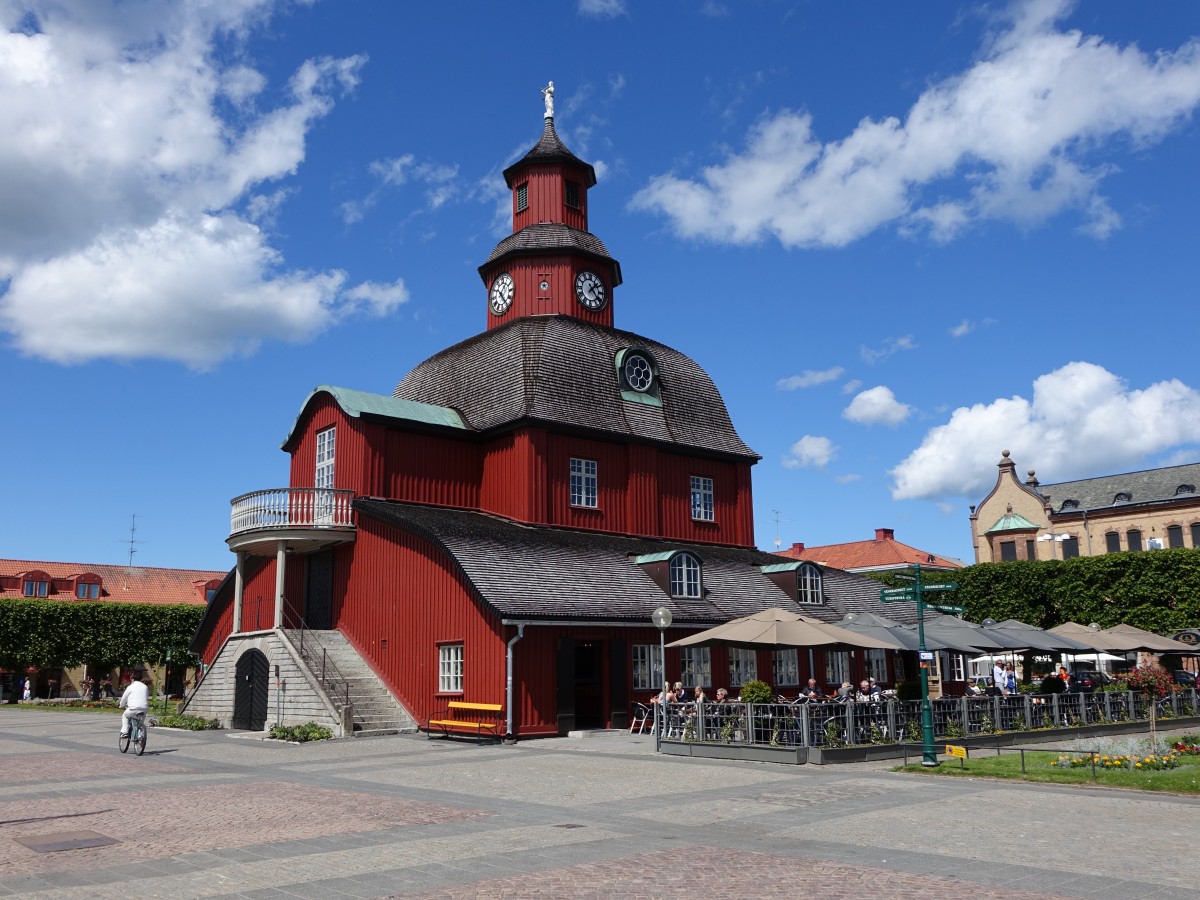 Lidkping, Altes Rathaus am Nya Stadens Torg, ein ehem. Jagdschloss Traneberg (15.06.2015)