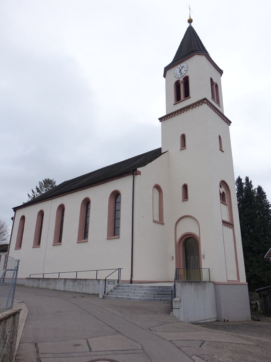 Lienheim, kath. Pfarrkirche St. Oswald, erbaut 1955 (30.12.2018)